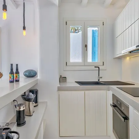 Mykonian Mews Luxury * Psarrou