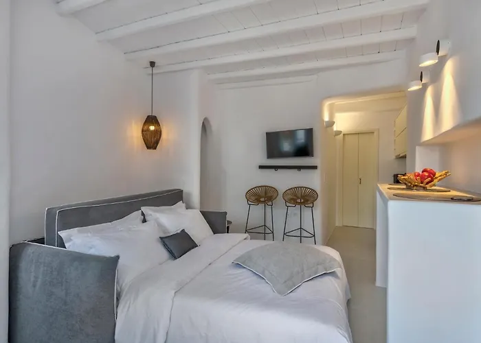 Mykonian Mews Luxury